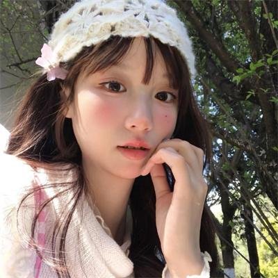 隔壁墓园的男孩